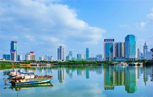 say由那拉什么歌中文（开头是撒由那拉的日语歌）